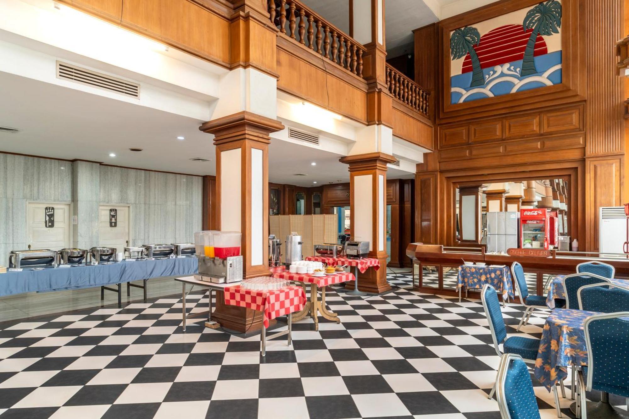 Welcome Plaza Hotel Pattaya Ngoại thất bức ảnh