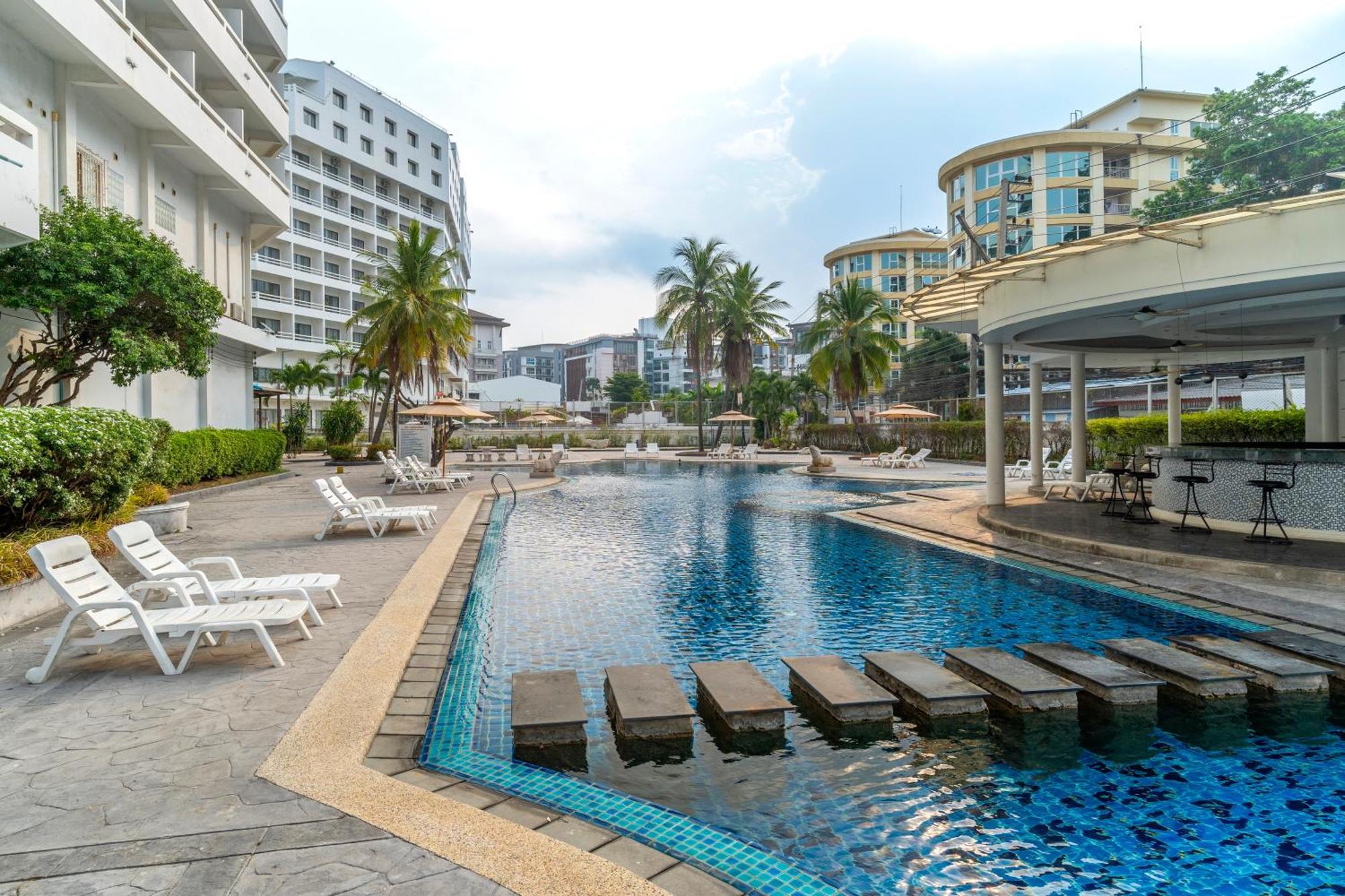 Welcome Plaza Hotel Pattaya Ngoại thất bức ảnh