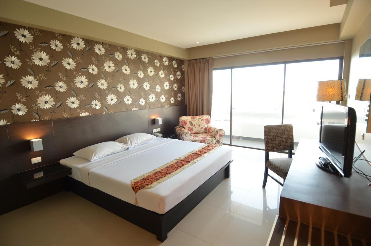 Welcome Plaza Hotel Pattaya Ngoại thất bức ảnh